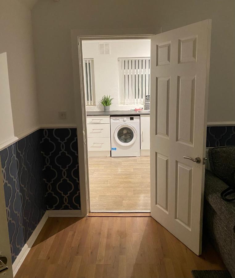 Cosy 3 Bedroom House, Free Parking & Wifi Nottingham Exterior foto